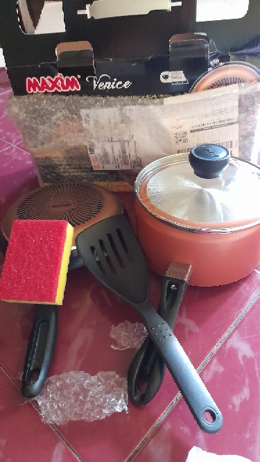 Maxim Venice Set - Panci Teflon 17 Cm Dan Fry Pan Teflon 20 Cm