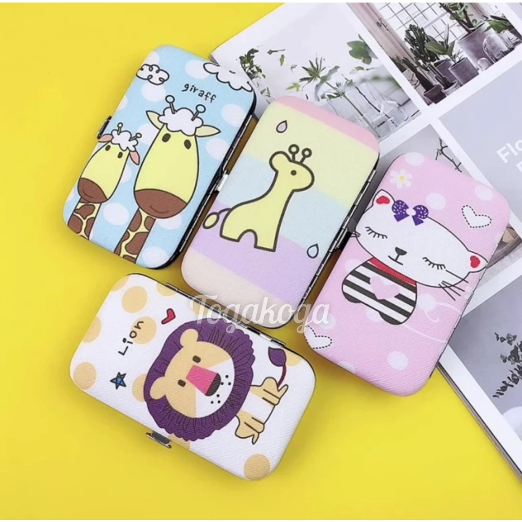 Manicure Set 7 in 1 Gunting Kuku Pinset Korek Kuping Nail File Motif Gambar Lucu