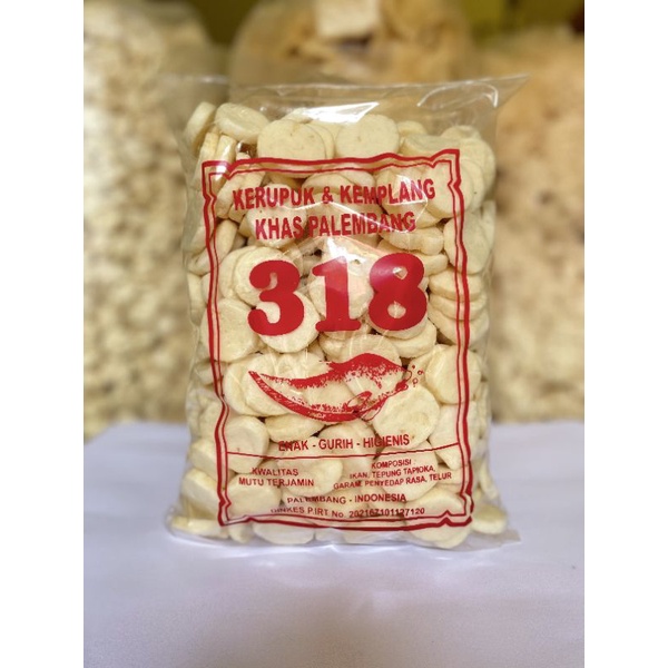 

KERUPUK KEMPLANG MINI IKAN TENGGIRI KHAS PALEMBANG 250 GRAM