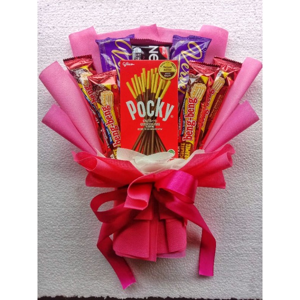 

BUCKET SNACK BUKET JAJAN SNACK BUCKET MAKANAN HAMPERS HADIAH KADO BOUQET