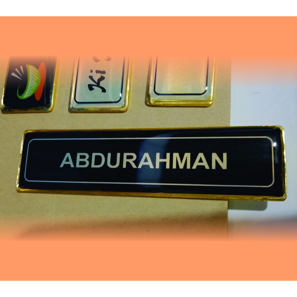 

Name Tag Kuningan peniti / magnet