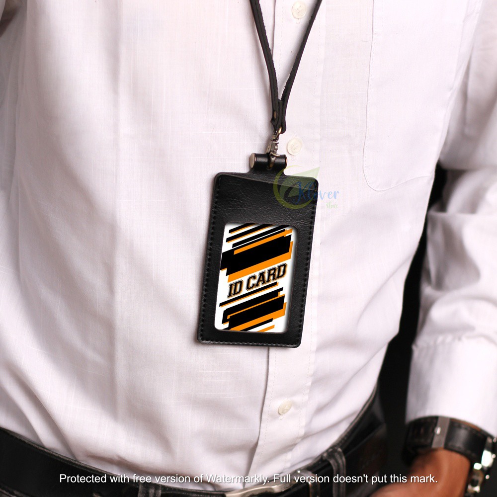 

Id Card Temboro Nametag Terdapat 3 Slot Souvenir Kantor Pu Leather Card Holder Hitam