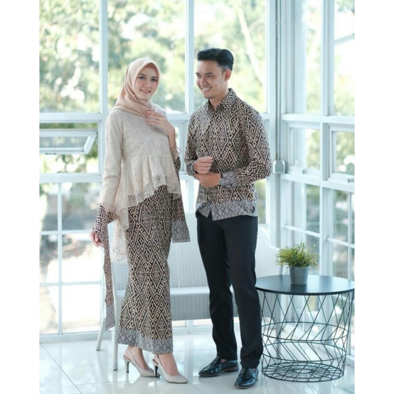SET COUPLE BATIK WAJIK CREAM (KEMEJA, ROK SPAN DAN KEBAYA FREE SLENDANG)