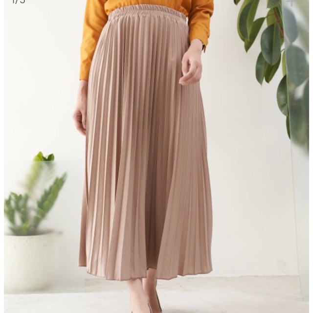 Giovanni Skirt Geulis