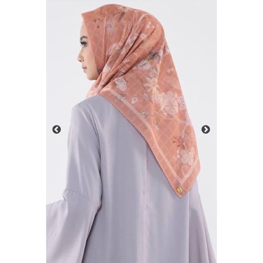 PRELOVED Buttonscarves Sofya Spice