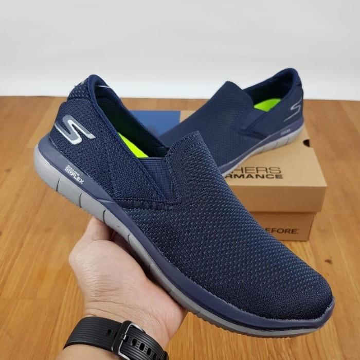 Sepatu Pria Skechers  Sketchers  Skecher  Skecher Manuver Man Restock