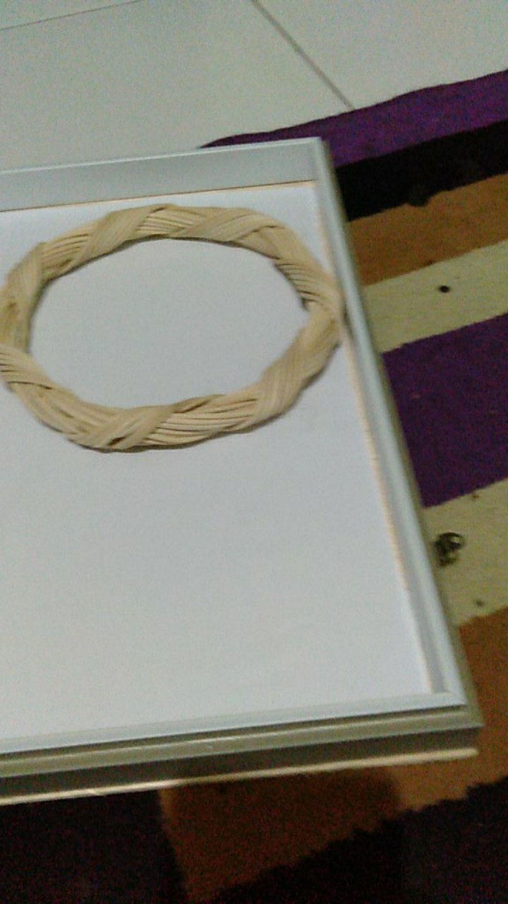 Ring Rotan Diameter 20cm