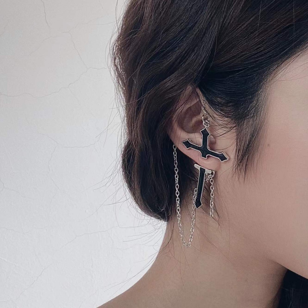 Anting Tusuk Motif Beruang Hitam Ala Korea Untuk Wanita