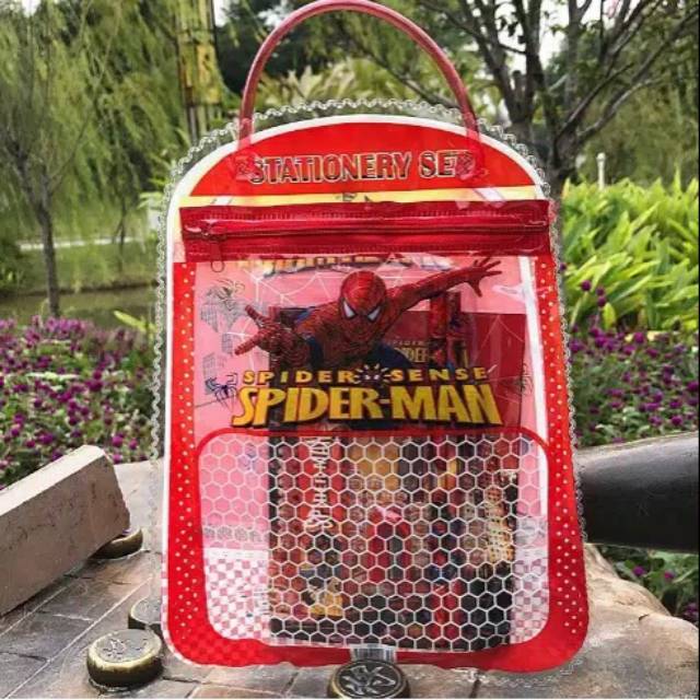 

Khansa-Set alat tulis anak sekolah motif kartun