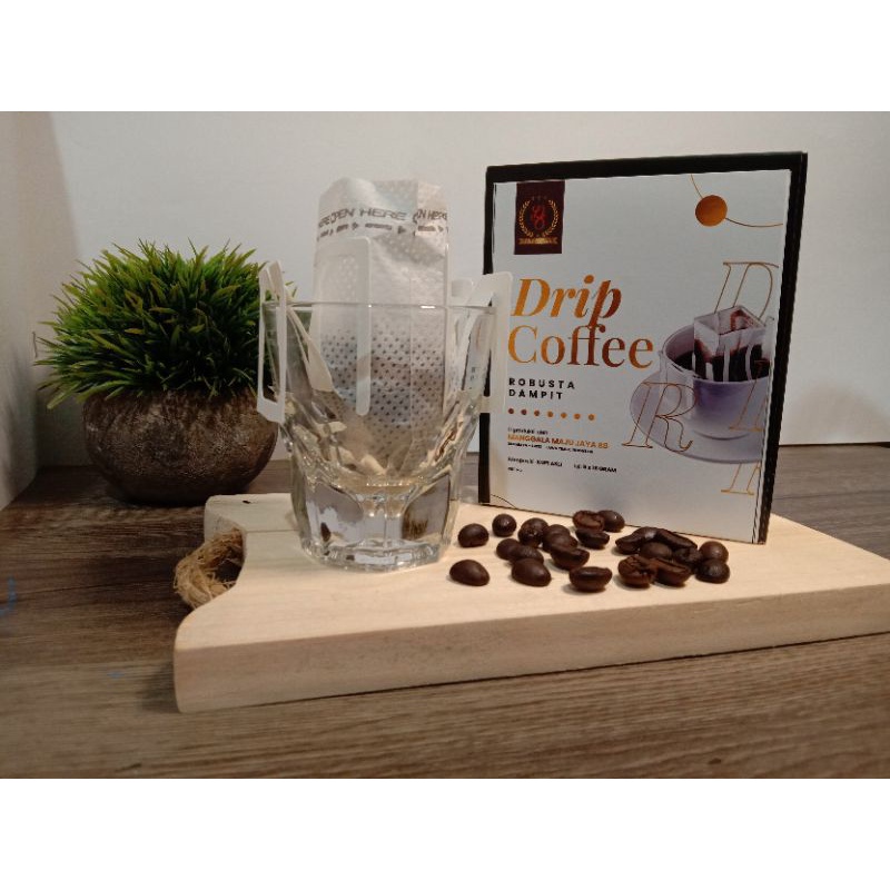 

Kopi Drip Robusta Dampit Dripbag Coffee 15gr x 5 pack