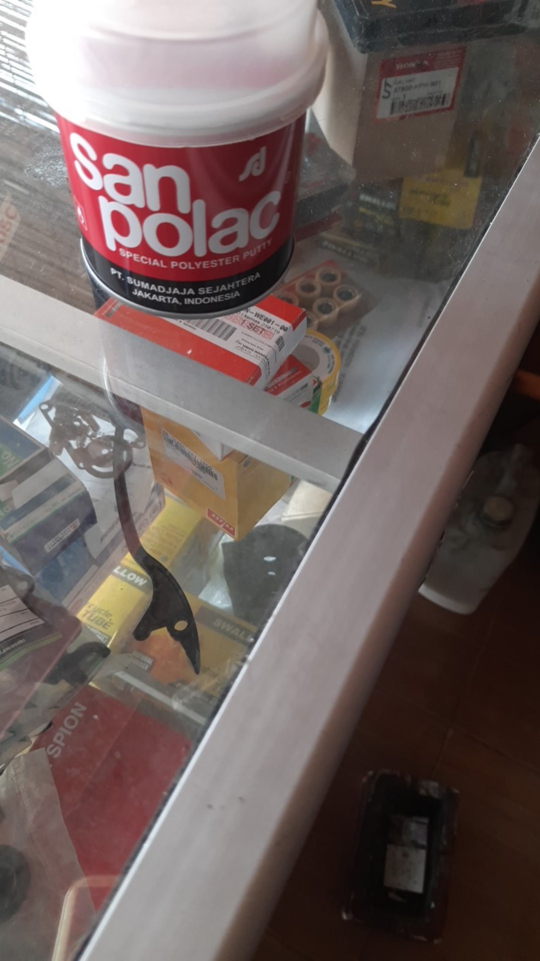 Dempul Serbaguna Mobil Motor Besi Kayu Sanpolac 250 Gr 1/4 Kg