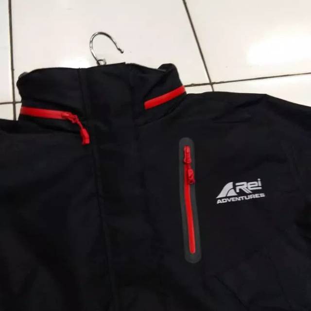 Jaket Gunung Rei Pangboche (ORI)