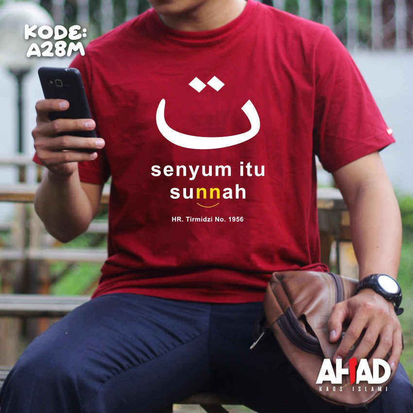 Kaos Isalmi Ahad - Senyum Itu Sunnah (A30)