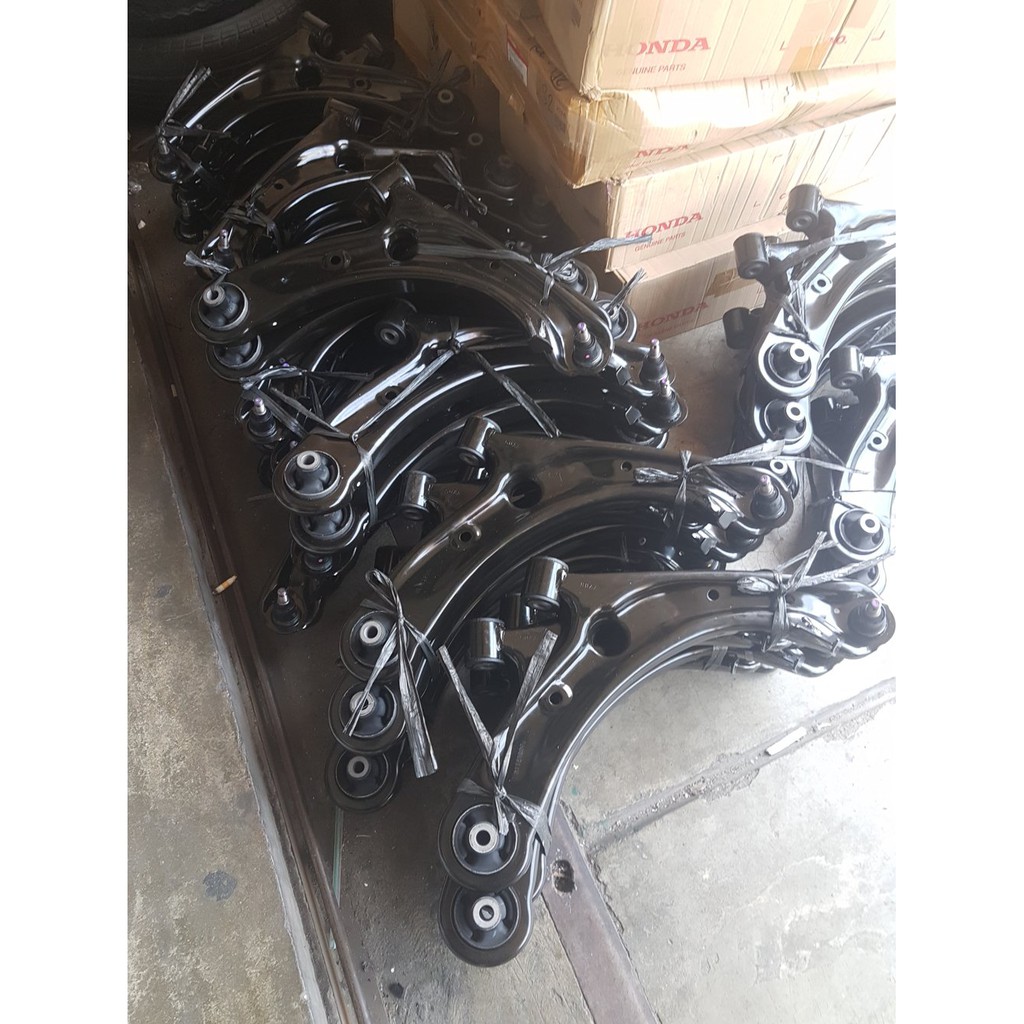 Lower Arm Sayap Honda Mobilio Original terpercaya