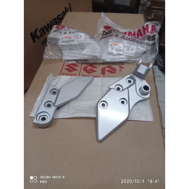 footstep depan kanan kiri vixion new ori original ygp 100%