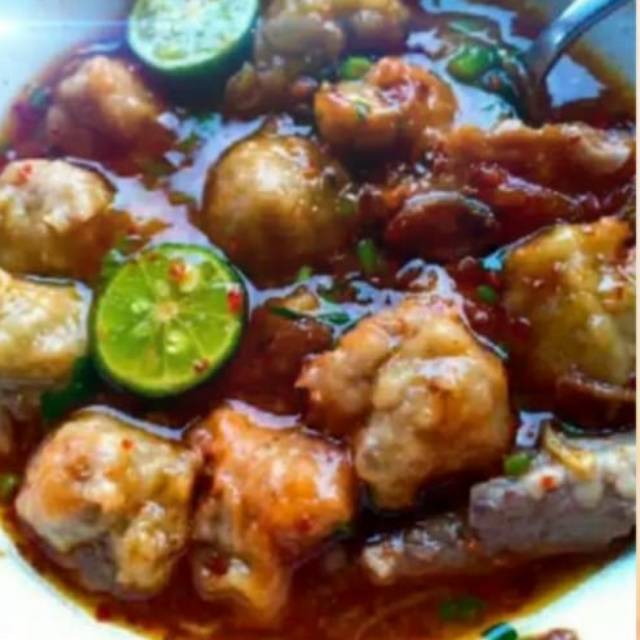 

Baso Tulang Rangu Full(Khas Garut) Nyakrek Enak Gurih