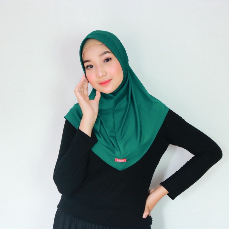 Hijab Sport/Hijab Instan jersey | Kerudung Khimar Instan Hijab Sporty pet bahan Jersey Olahraga Volly Basket Futsal By Shamira / jilbab sport / hijab sport / bergo sport / bergo menutup dada / jilbab menutup dada / hijab menutup dada sport-Emerld