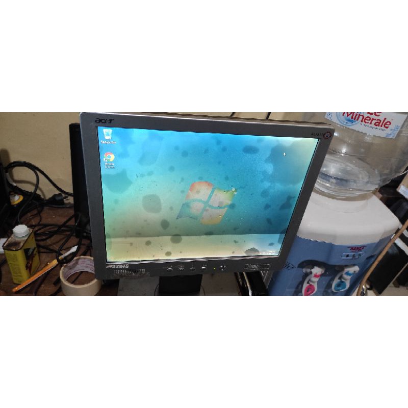 monitor lcd komputer 15 kotak accer Al1511