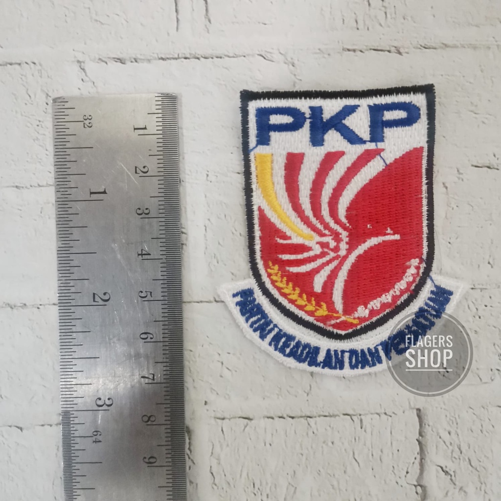 

Bedge Bet Bordir Partai PKP Indonesia / Logo / Atribut / Emblem / Patch / Patches