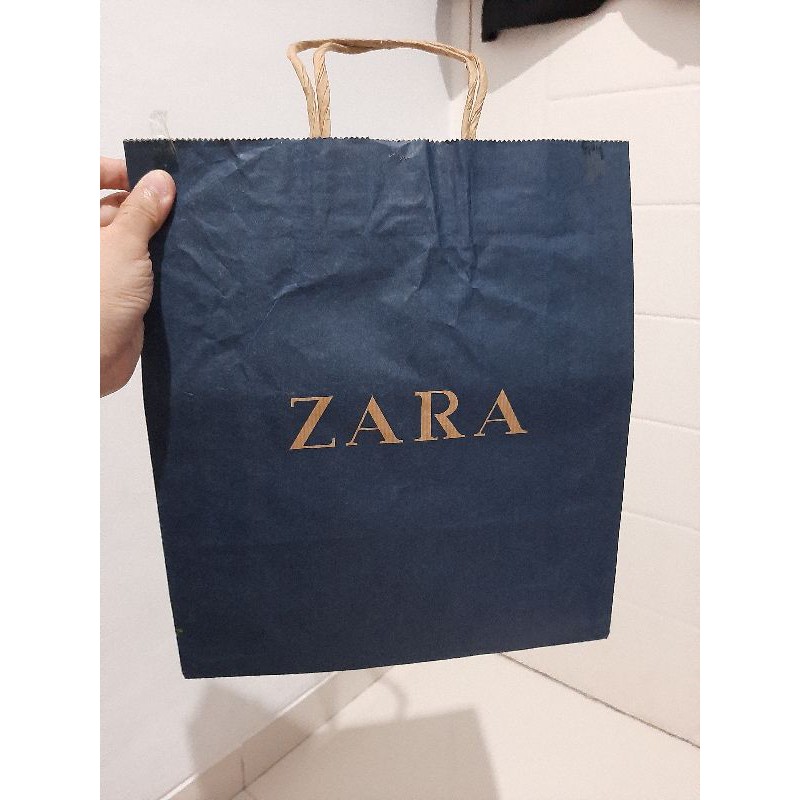 

paper bag Zara