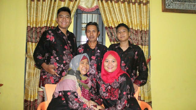 Baju Batik Batik  Pria Gamis Batik Couple Keluarga • Sarimbit Batik • Terlengkap •