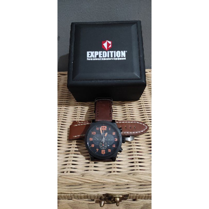 Jam Expedition E6401M