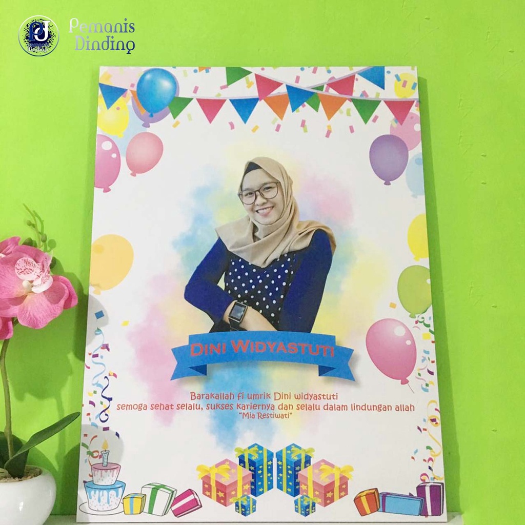 Cetak Foto Custom 8R Plus Bingkai Kayu Ukuran 20x20 cm / 8R Sudah Laminasy Anti air dan tidak luntur, Wall Decor, Kado Ulang Tahun, Kado Wedding, Cetak Foto Keluarga, Foto Pernikahan, Cetak Foto Besar 20R, 24R, 30R