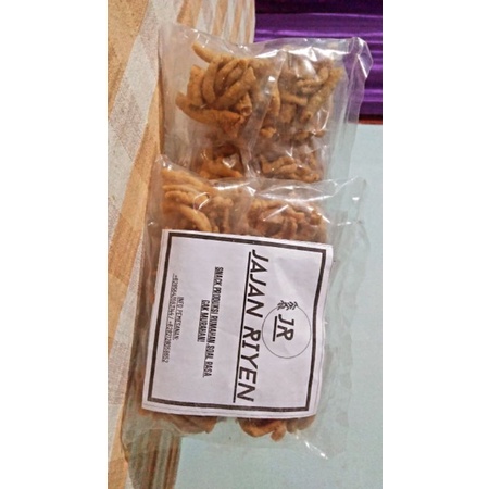 

snack 10000 jajan riyen