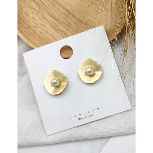 LRC Anting Tusuk Fashion Pearl Metal Round Earrings F4584X