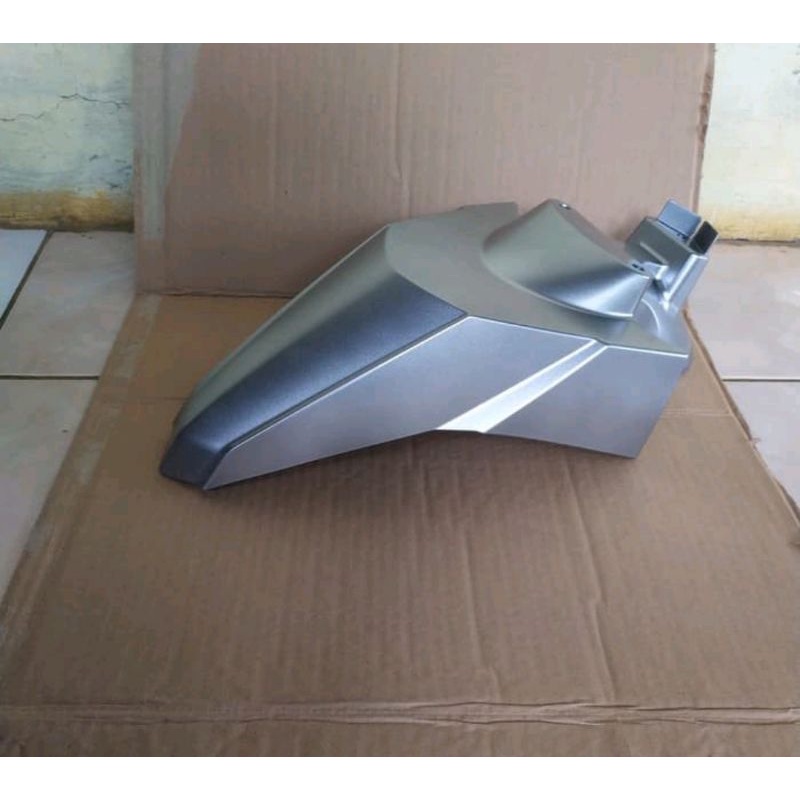 spakbor depan beat street 2018-2019 warna silver