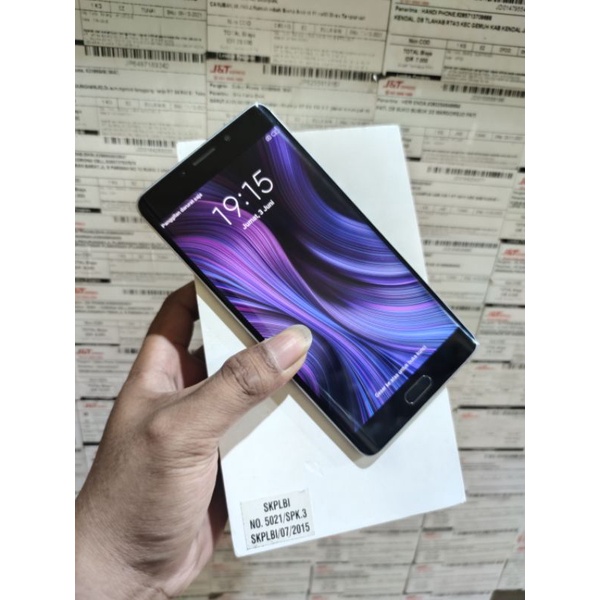MILIKI XIAOMI MI NOTE 2 [4/64] HP FLAGSHIP/HP PILIHAN