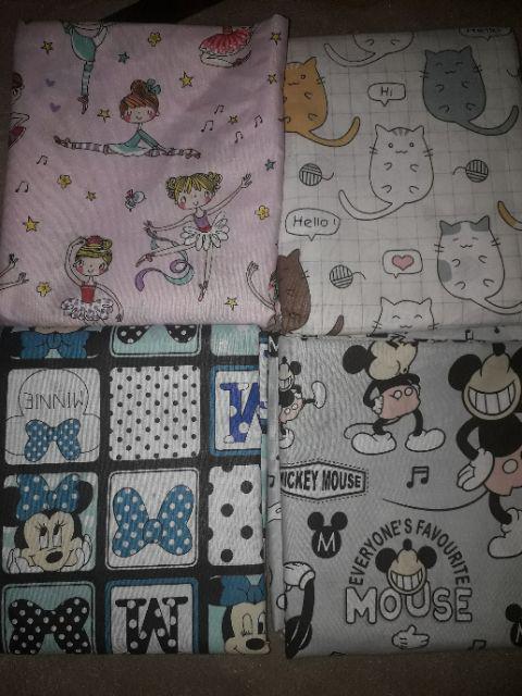 Kain Sprei Meteran Chibi Cat Star