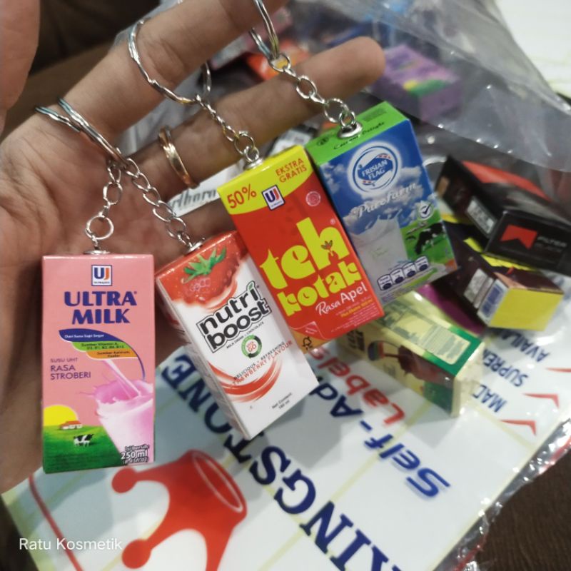 GANTUNGAN  SNACK  / GANCI / GANCI UNIK / GANTUNGAN KUNCI-Ganci kotak 3D