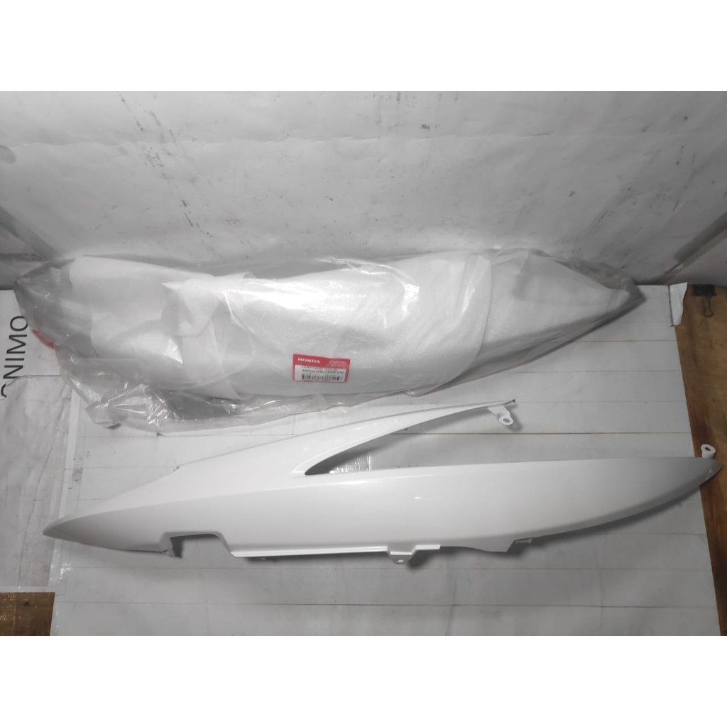 COVER BODY VARIO 110 FI 2014 ORIGINAL AHM 83600/83500-K46-N00