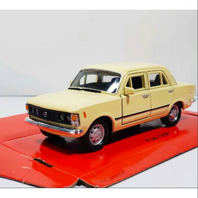 Diecast Welly Nex 1/36 Fiat 125P Krem