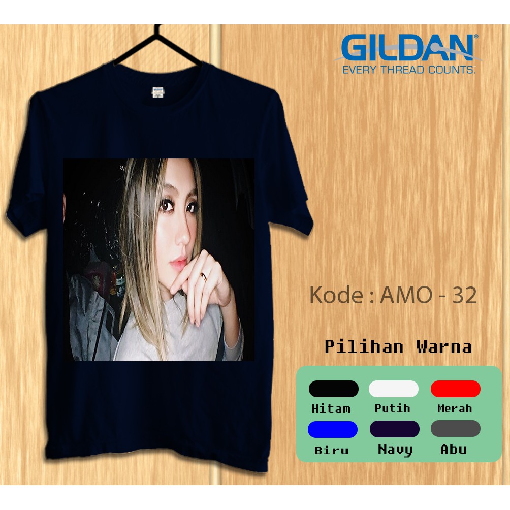 Kaos Gildan Softstyle - Agnez Mo Penyanyi Artis multitalenta Indonesia