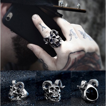 SEUSUK Cincin Gothic Punk Desain Kepala Tengkorak Gaya Gothic Vintage untuk Biker