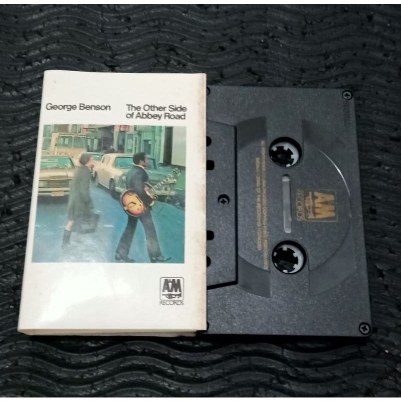 Kaset Pita Cassette Tape George Benson - the other side of Abbey Road - jazz rare item