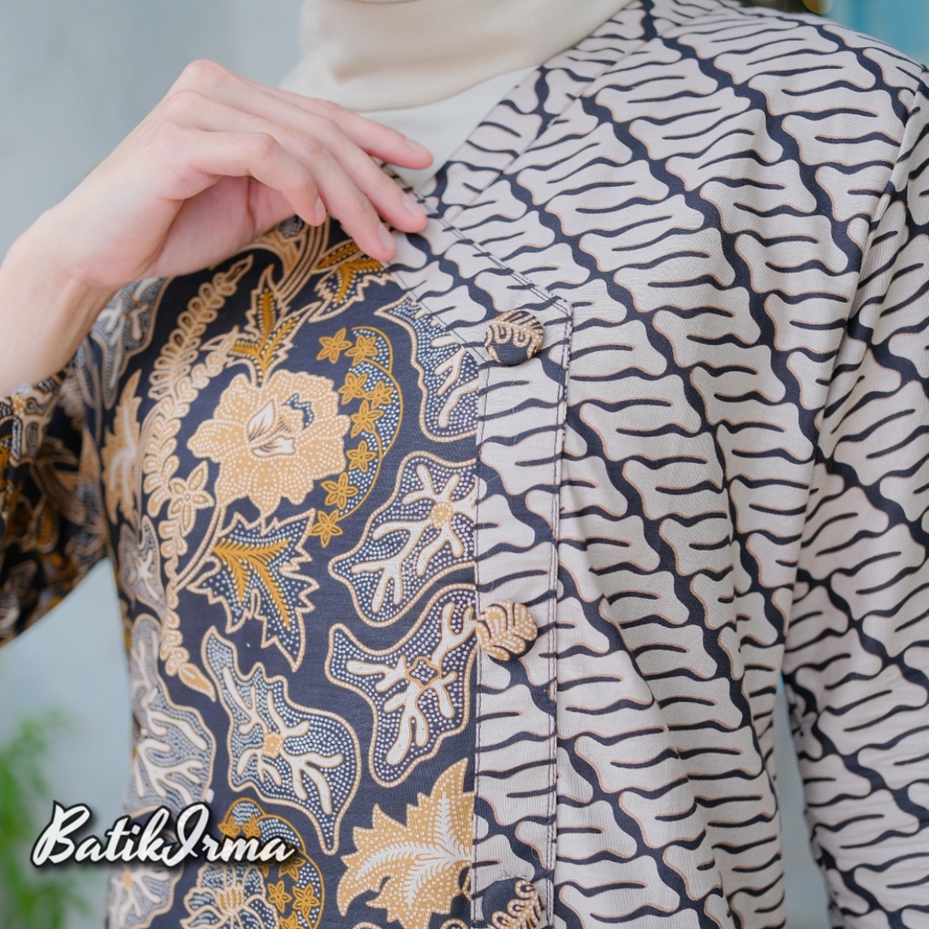 Atasan Blouse Batik Wanita Lengan Panjang Blouse Batik Raja Ampat