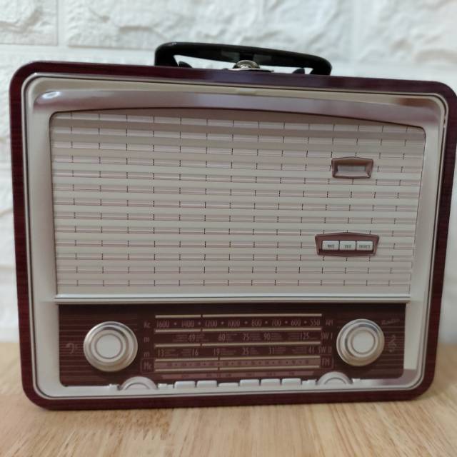 Ace Hardware Tin Box Model Radio