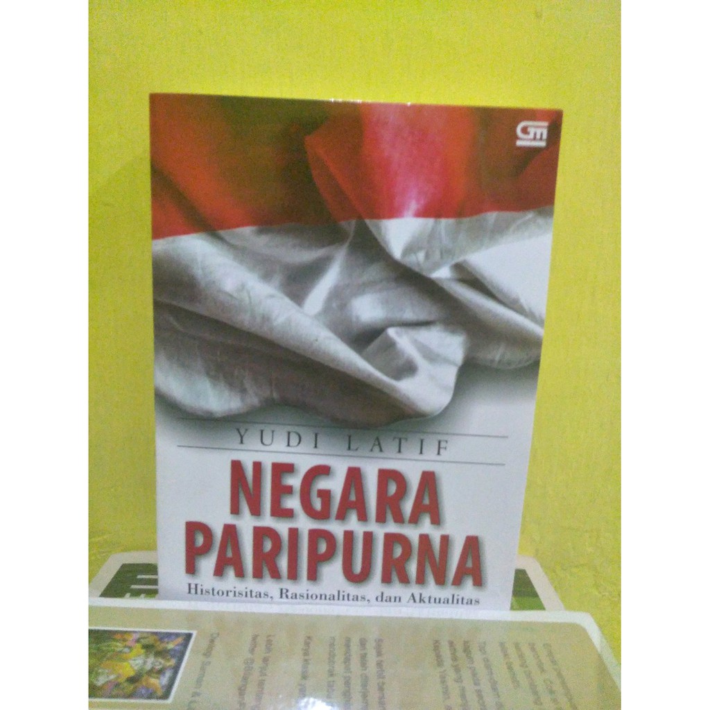 Negara Paripurna - Yudi Latif