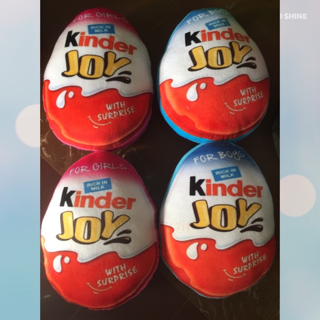 Bizzarpillow Bantal Snack Kinderjoy size M BZ126