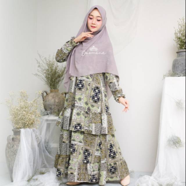 Cordelia dress by Jasmine, dress branded, dress  couple