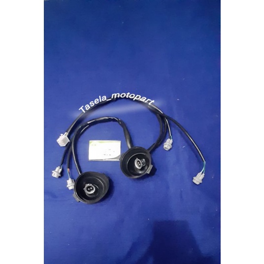 pitingan lampu depan atau kabel lampu depan vario 125 old