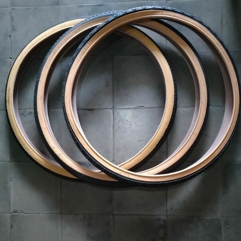 Ban luar sepeda mini lucky stone 26 x 1.75