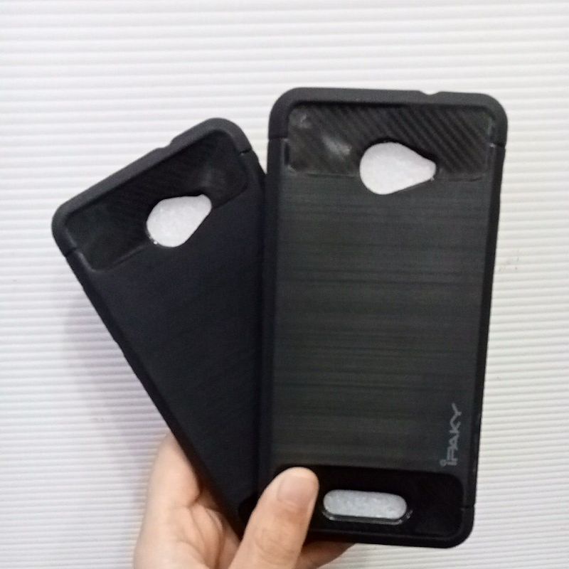 Silikon ipaky carbon andromax L ,andromax A case softcase karbon