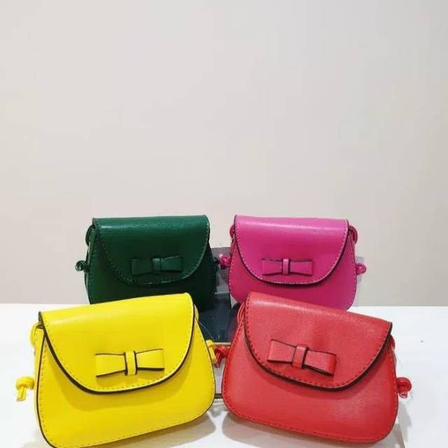 

Tas import pita kecil