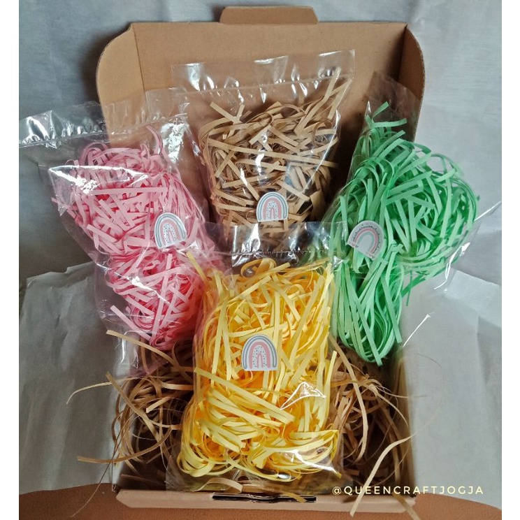 

KERTAS CACAH / KERTAS SERUT / SHREDDED PAPER / KERTAS HAMPERS KEMASAN 30 GRAM