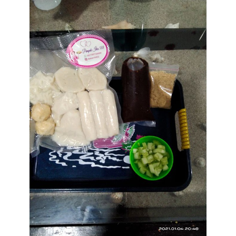 

pempek campur kcl isi 10pcs