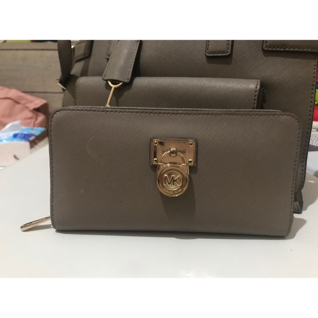 Michael Kors Dompet Hamilton Dark Dune (preloved)